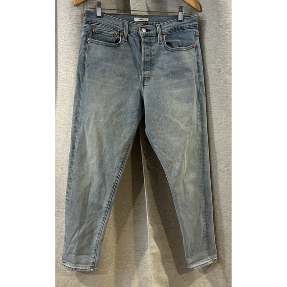 Levis Jeans Size 30 Wedgie Straight Button Fly‎ Blue Denim - Picture 1 of 8